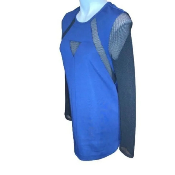 - Tobi   Women dress with mesh sleeve - Picture 2 of 8